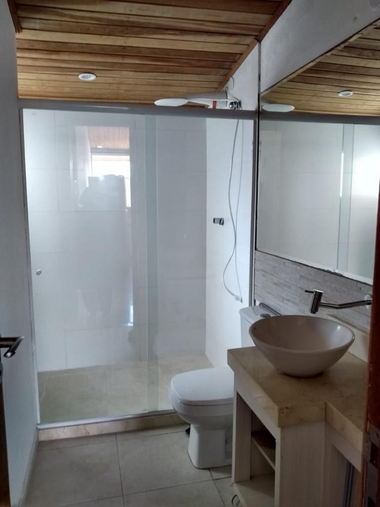 Pousada à venda com 13 quartos, 450.00m² - Vila Nova,Cabo Frio