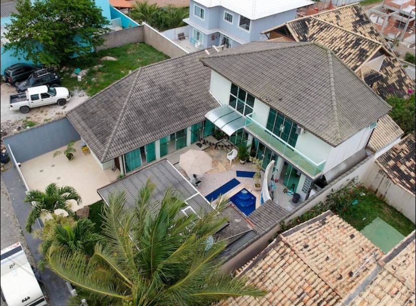 Casa à venda com 4 quartos, 160.00m² - Peró,Cabo Frio