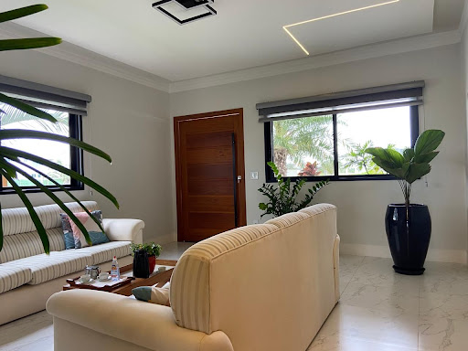 Casa à venda com 2 quartos, 210.00m² - Guriri,Cabo Frio