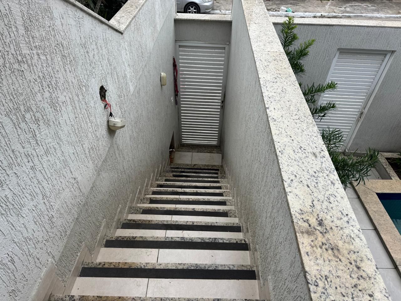 Casa para alugar com 3 quartos, 81.00m² - Palmeiras,Cabo Frio