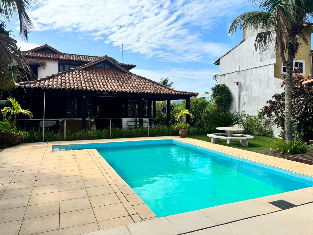 Casa para alugar com 4 quartos, 590.00m² - São Bento,Cabo Frio