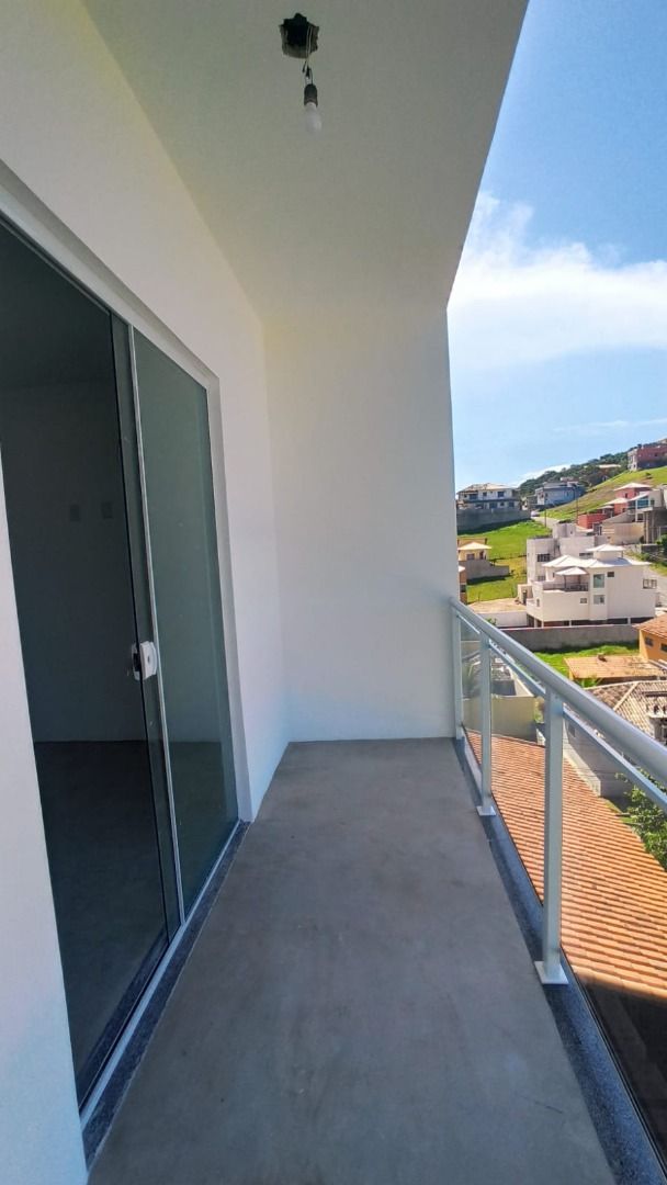 Casa à venda com 3 quartos, 220.00m² - Guriri,Cabo Frio