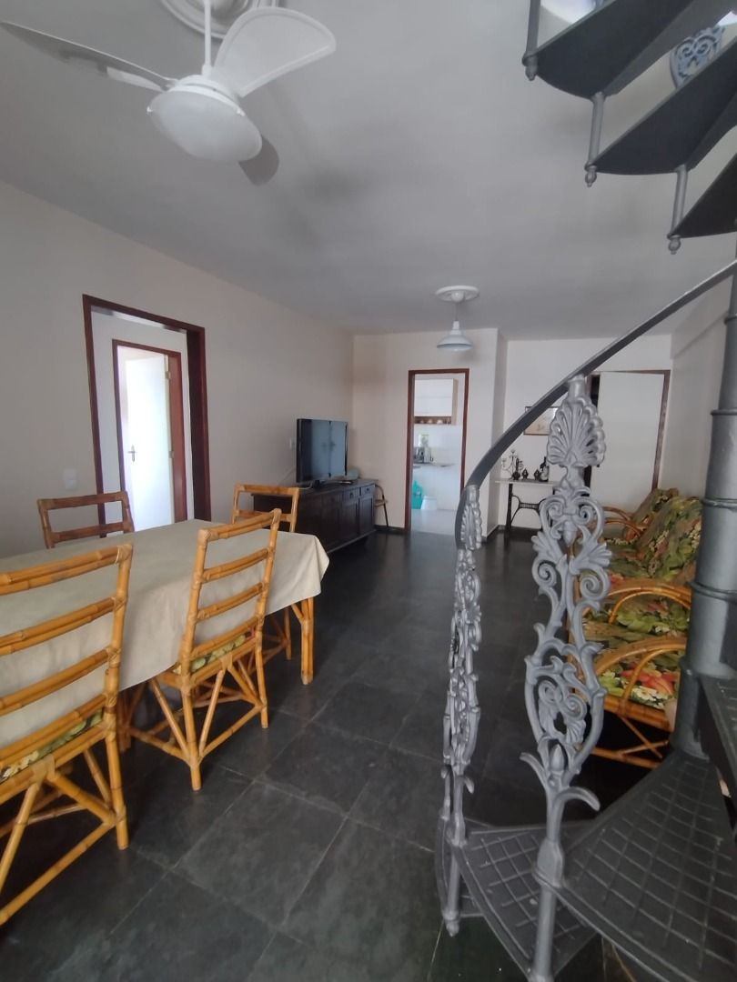 Cobertura à venda com 5 quartos, 140.00m² - São Cristóvão,Cabo Frio