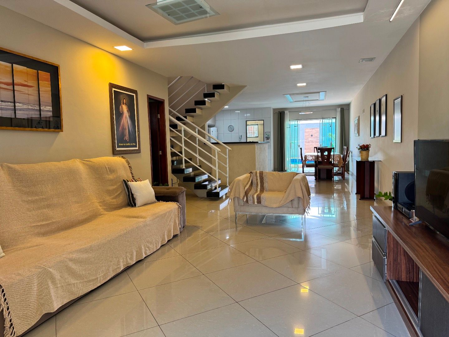  - Casa com 3 dormitórios à venda, 178 m² por R$ 1.300.000,00 - Novo Portinho - Cabo Frio/RJ
