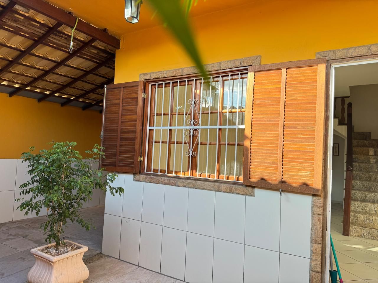 Casa à venda com 3 quartos, 100.00m² - Palmeiras,Cabo Frio