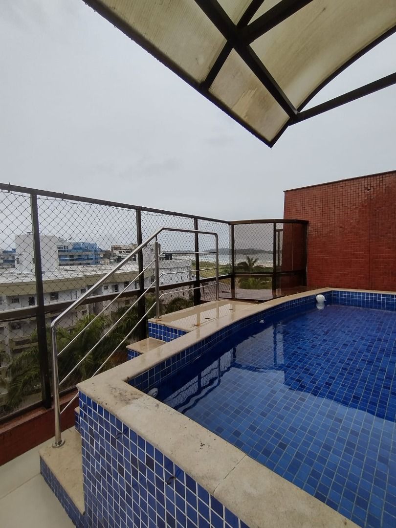 Duplex à venda com 4 quartos, 333.00m² - Praia do Forte,Cabo Frio