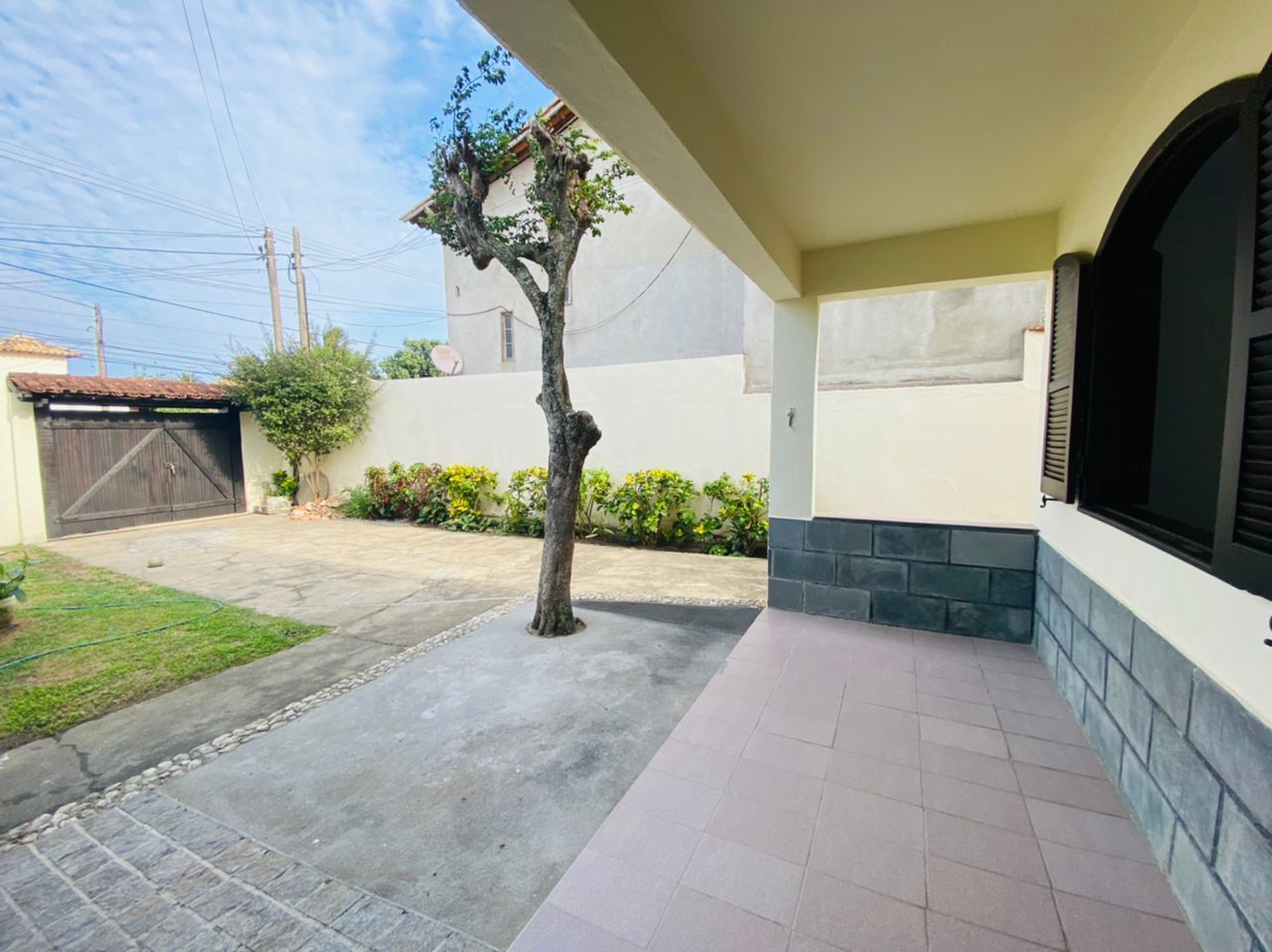  - Casa com 4 dormitórios à venda, por R$ 750.000 - Jardim Excelsior - Cabo Frio/RJ