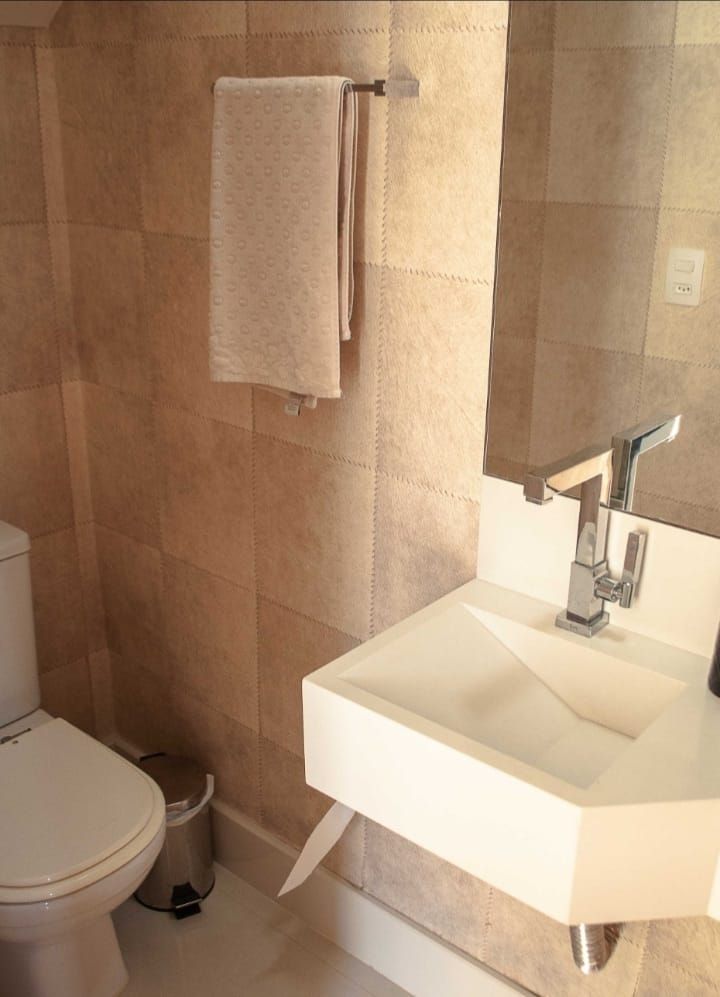 Casa à venda com 7 quartos, 260.00m² - Praia do Siqueira,Cabo Frio